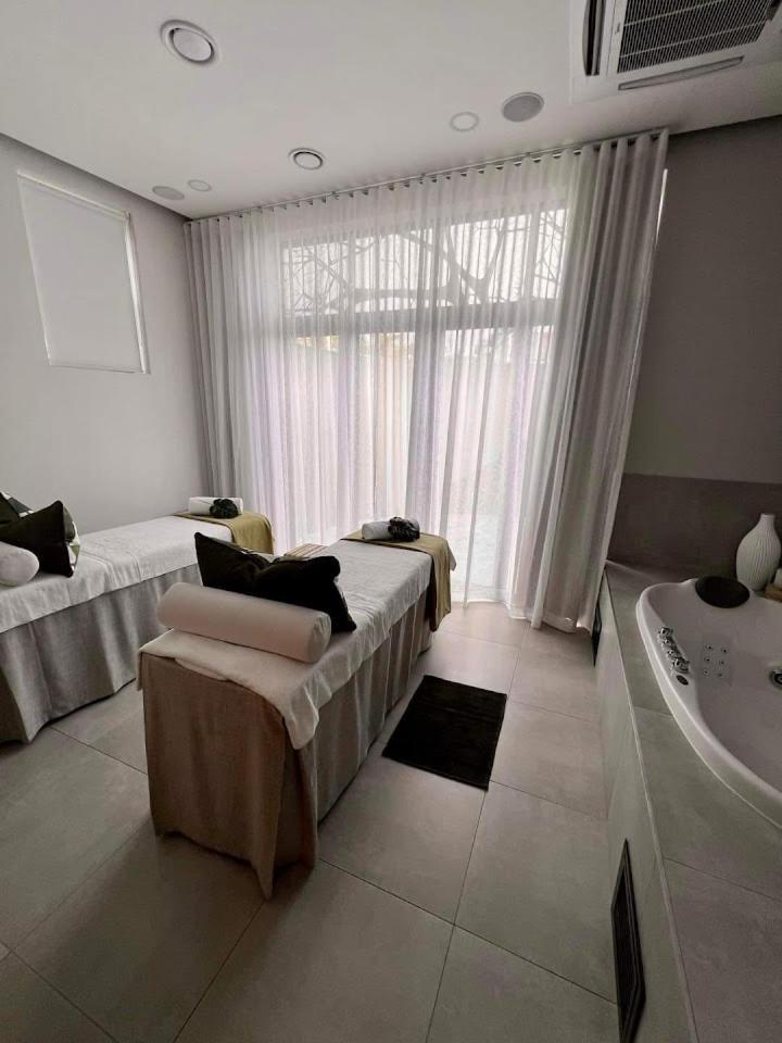 Azure Haven At Munyaka Apartment *