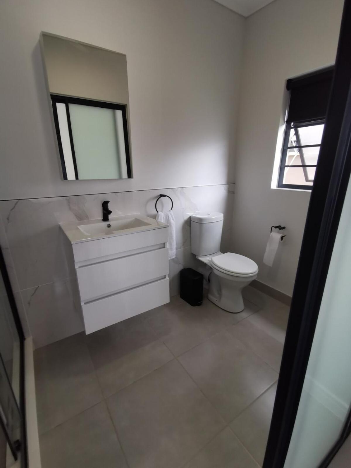 Apartment Azure Haven At Munyaka